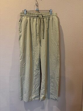 Khaki Wide-Leg Cropped Drawstring Pants